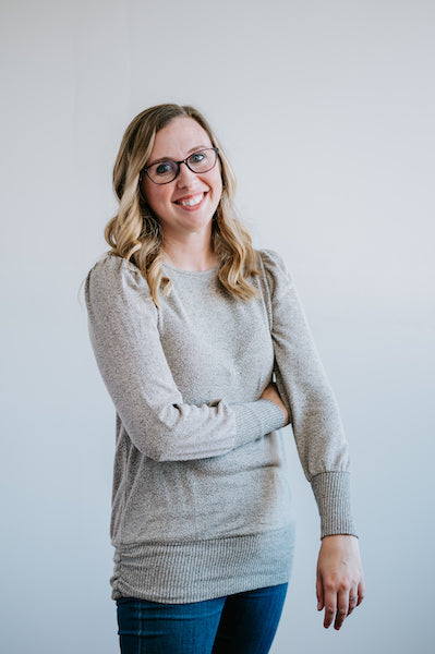 Jessica Deen Norris smiling and posing for an author photo